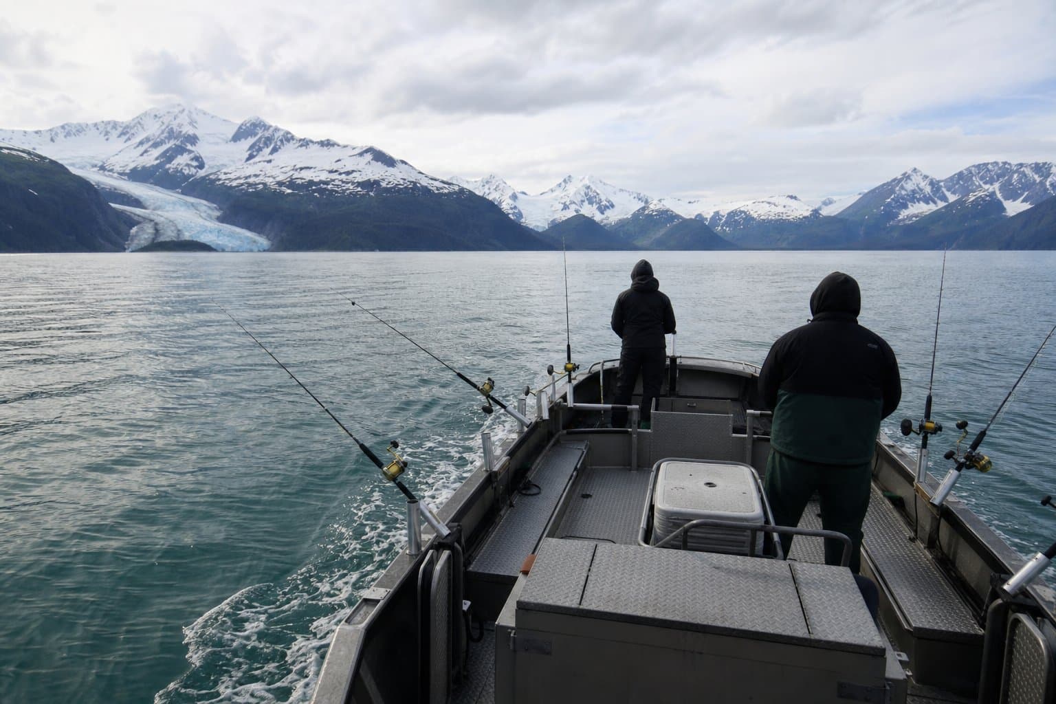 Cover image for article: Prince William Sound king salmon limit stays at one fish through Sept. 15