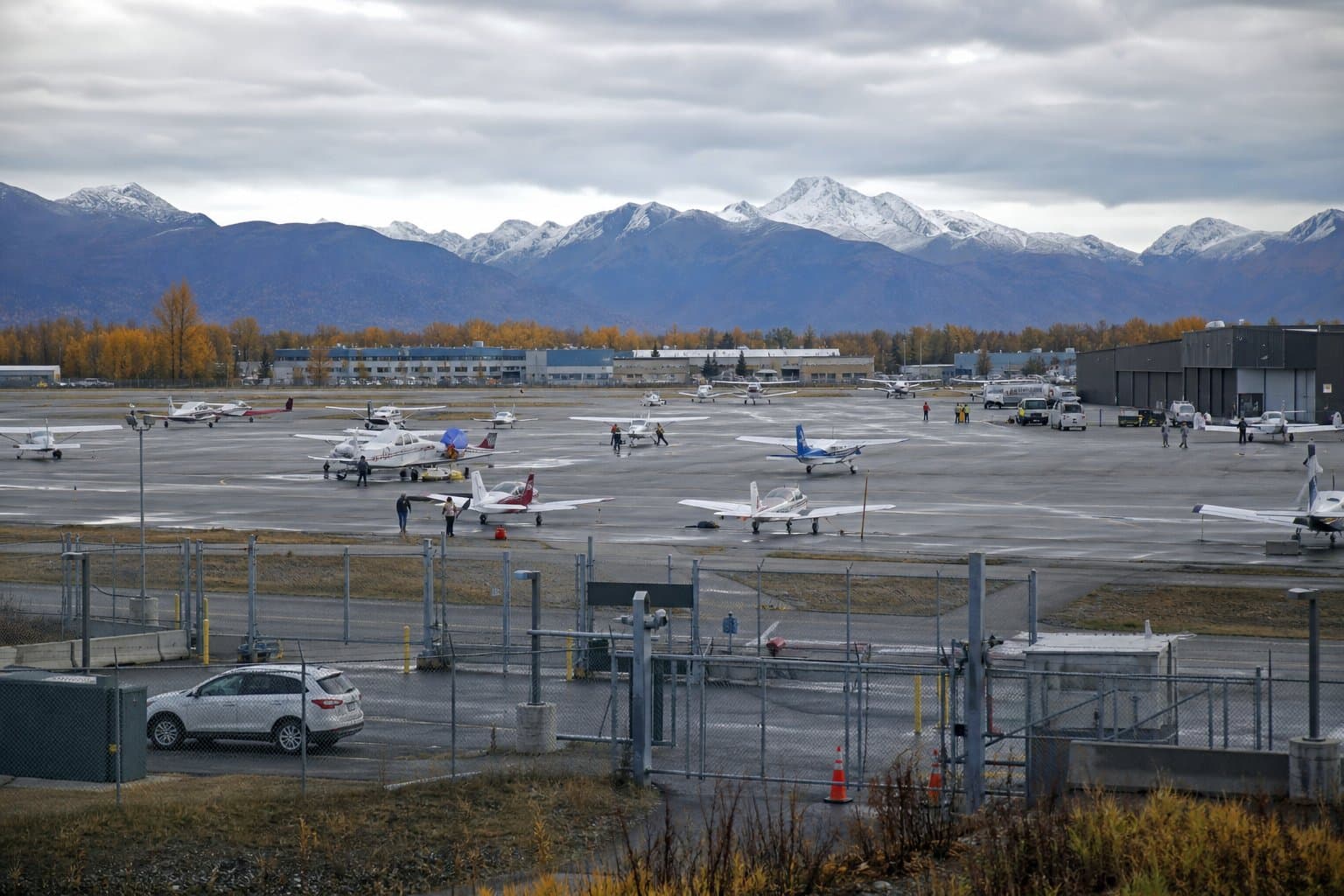 Cover image for article: Anchorage Assembly to take up $388,874 to design Merrill Field gate replacements