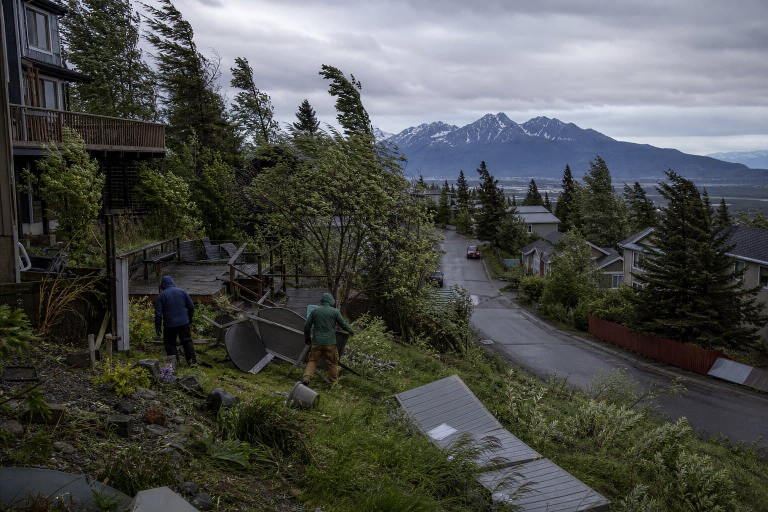 Cover image for article: Strong winds hit the Anchorage Hillside and Turnagain Arm, with outages possible